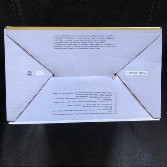 Panasonic KX-TGF352N Digital Corded & Cordless Answering System (Champagne Gold) - Picture 10 of 16